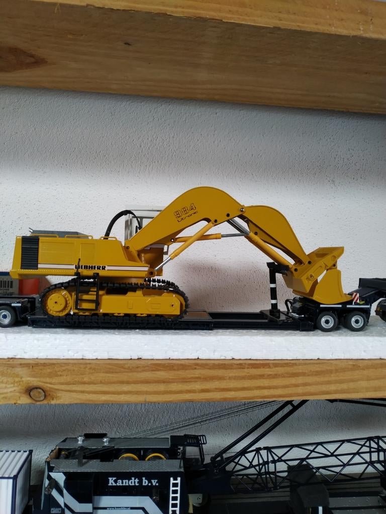 Liebherr Kraan 984 Litronic Hoog Lepel - Zo goed als nieuw, Hobby en Vrije tijd, Modelauto's | 1:50, Ophalen of Verzenden