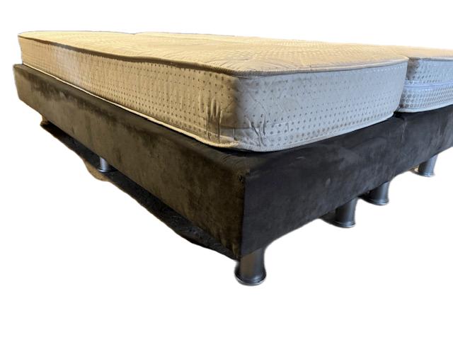 Twee bedden gratis af te halen, Ophalen, Gebruikt, Tweepersoons, 140 cm