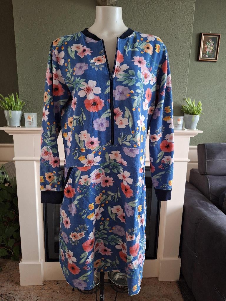 Mooi Vrolijk bloemen jurk XXL 44 46, Maat 46/48 (XL) of groter, Zo goed als nieuw, Verzenden, Blauw