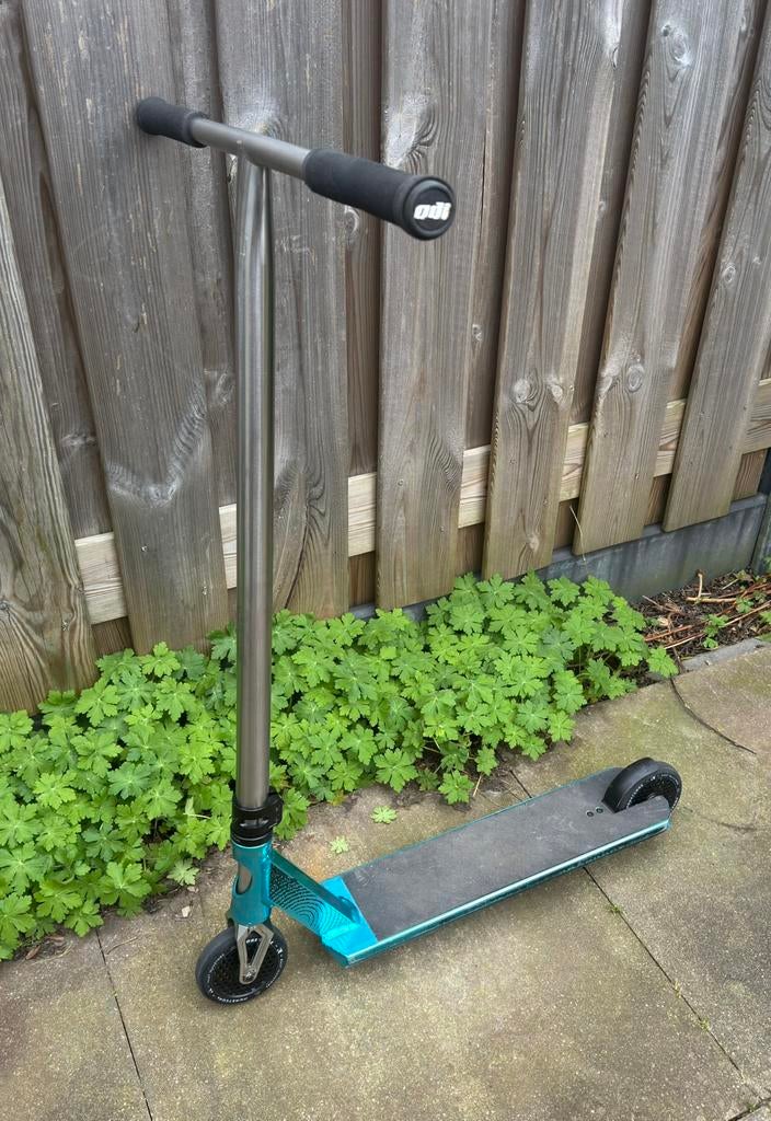 Custom stuntstep titanium stuur, Fietsen en Brommers, Steps, Zo goed als nieuw, Overige typen, Ophalen