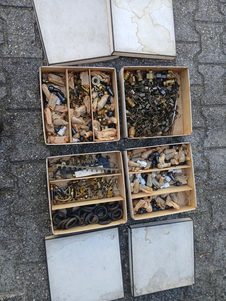 Gordijn benodigheden, Ophalen