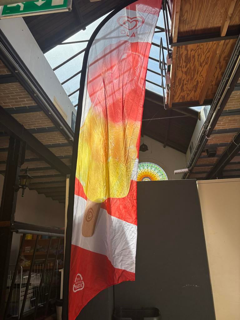 Beachvlag ola raket en cornetto, Ophalen, Nieuw