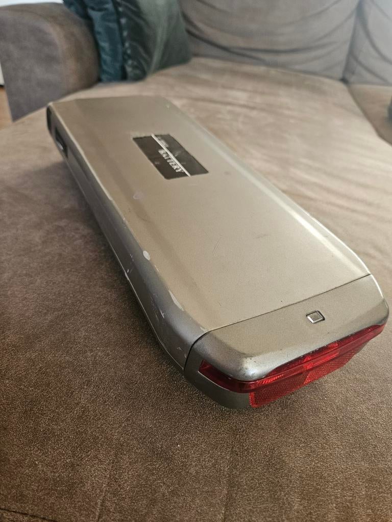 E-bike accu 37V Phylion XH370-13J + oplader – werkend getest, Ophalen