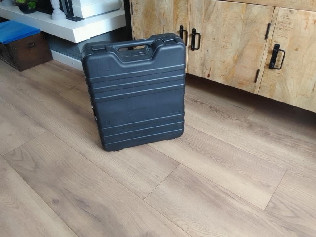 Complete schotelset voor de camping - Draagbaar en compact, Ophalen, Gebruikt, (Schotel)antenne, Overige merken