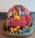 Disney Snowglobe Lady & Vagebond, Ophalen of Verzenden, Overige figuren, Zo goed als nieuw, Beeldje of Figuurtje