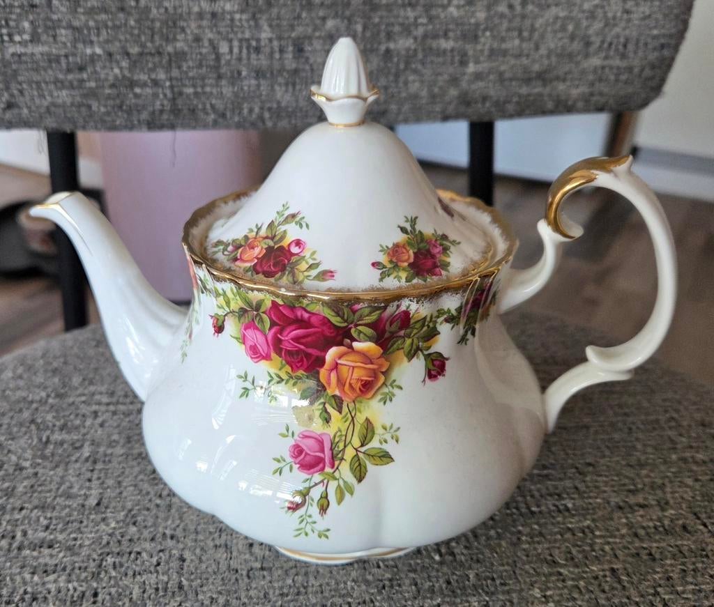 Royal albert country theepot, Antiek en Kunst, Ophalen