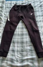 Nike tech broek donker rood, Ophalen of Verzenden, Zo goed als nieuw, Maat 46 (S) of kleiner, Rood