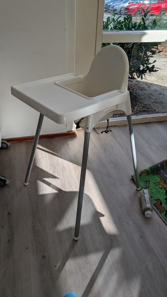 6 IKEA kinderstoelen, deels met blad en riempje, Ophalen of Verzenden, Gebruikt, Overige typen