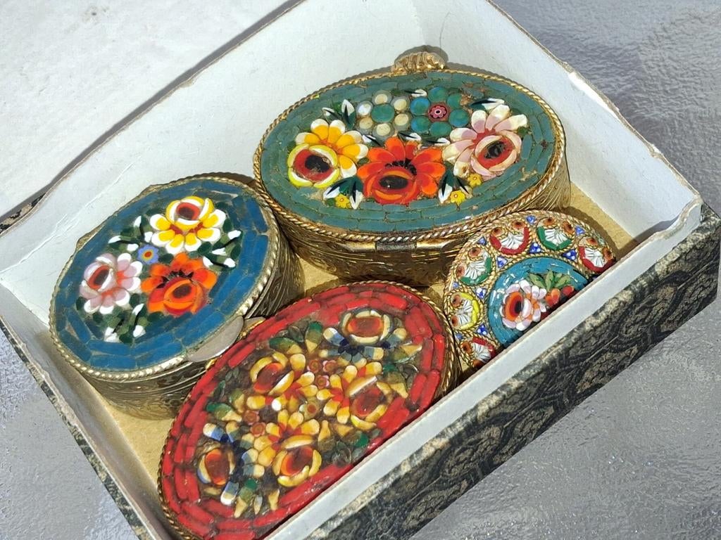Micromosaic Broche en ringendoosjes Italië, Sieraden, Tassen en Uiterlijk, Antieke sieraden, Ophalen of Verzenden, Overige materialen
