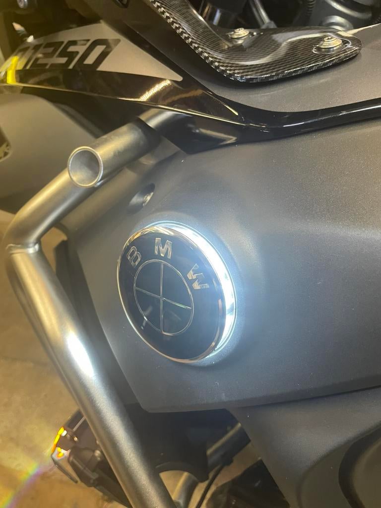 LED dagrijlicht en knipperlicht embleem logo BMW Yamaha, Motoren, Ophalen, Nieuw