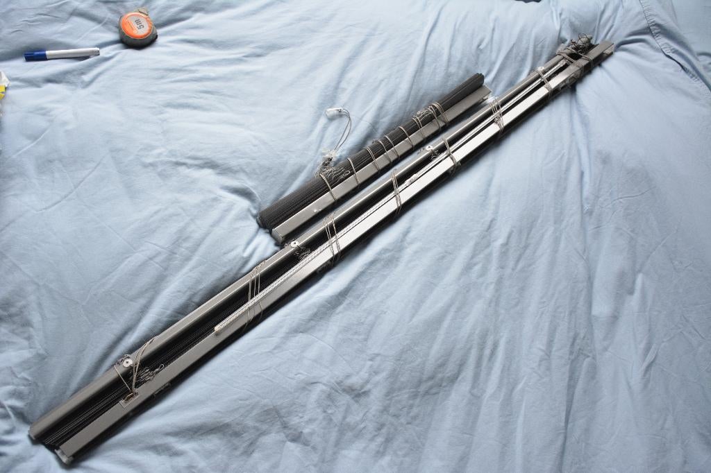 Kunststof Jalouzieën in 2 breedtes (60 en 140cm), Ophalen, Gebruikt, 50 tot 100 cm, Grijs