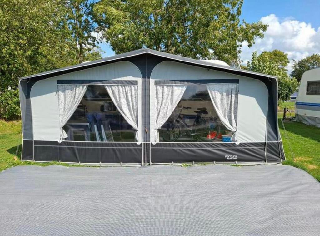 Ventura Pacific D300 voortent G18/975 - Zeer nette staat, Ophalen, Zo goed als nieuw, Polyester, Isabella