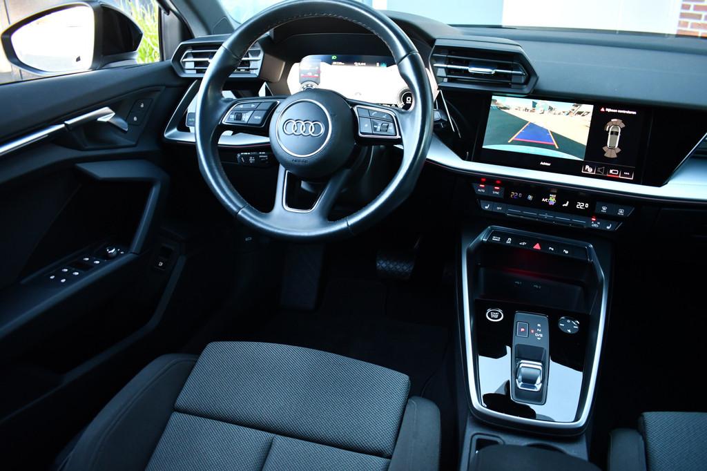 Audi A3 Sportback 45 TFSI e S-Line 19inch m-LED ACC Camera S, Auto's, 12 maanden, Stof, Gebruikt, Zwart