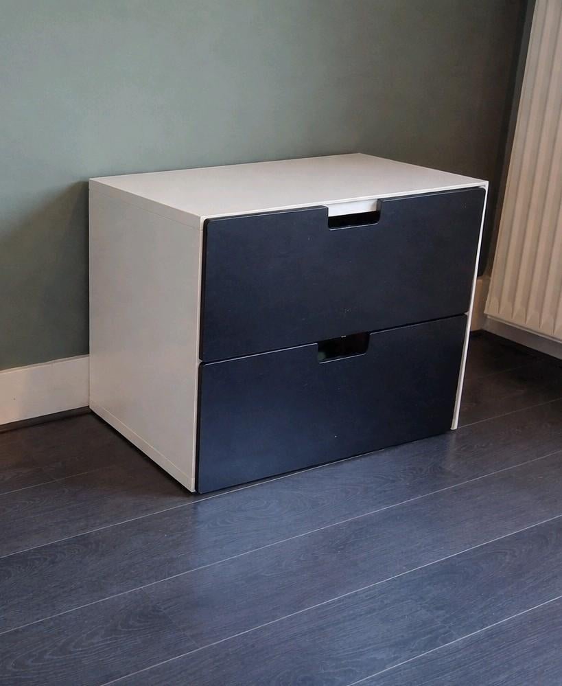 Ikea Stuva zwart met wit ladekast, Kinderen en Baby's, Kinderkamer | Overige Meubels, Ophalen, Gebruikt, Kast
