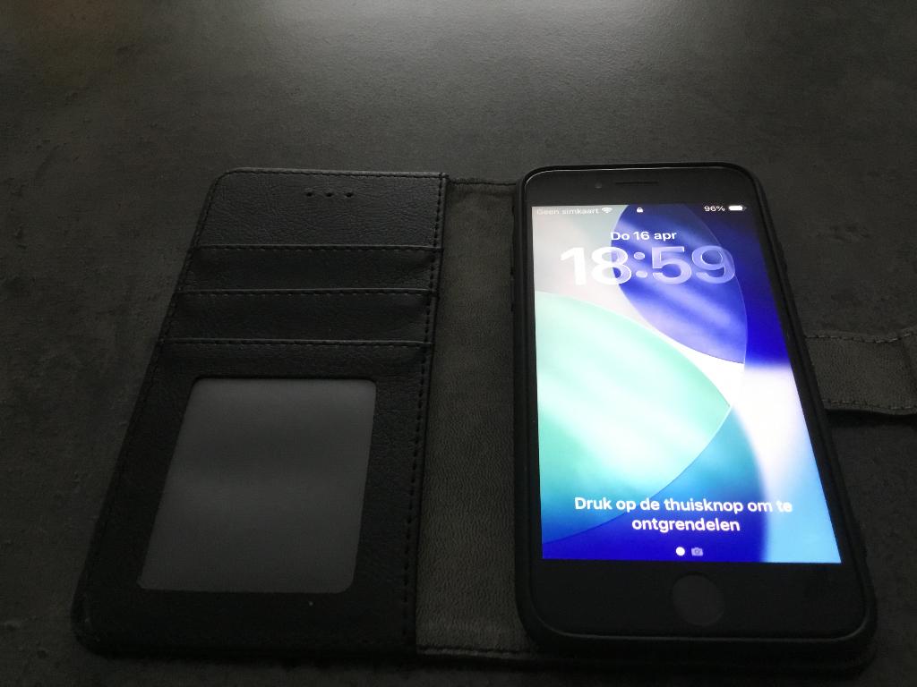 Apple iPhone refurbished  SE 2020, Ophalen, Zwart, Refurbished, 64 GB