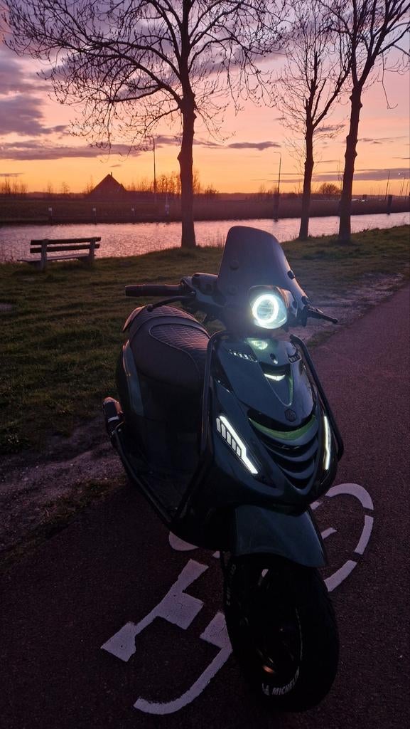 Piaggio zip 50cc 2017, Ophalen of Verzenden, Zo goed als nieuw, Benzine, Zip