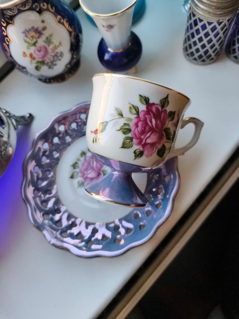 Oude, Versailles porselein koffie kop., Ophalen of Verzenden, Zo goed als nieuw, Porselein, Kop en/of schotel