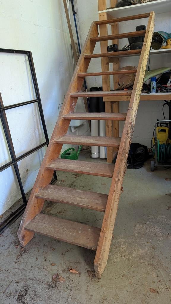 Houten molenaarstrap / steektrap, ca. 2 meter hoog, Ophalen, Gebruikt, Trap, 2 tot 4 meter