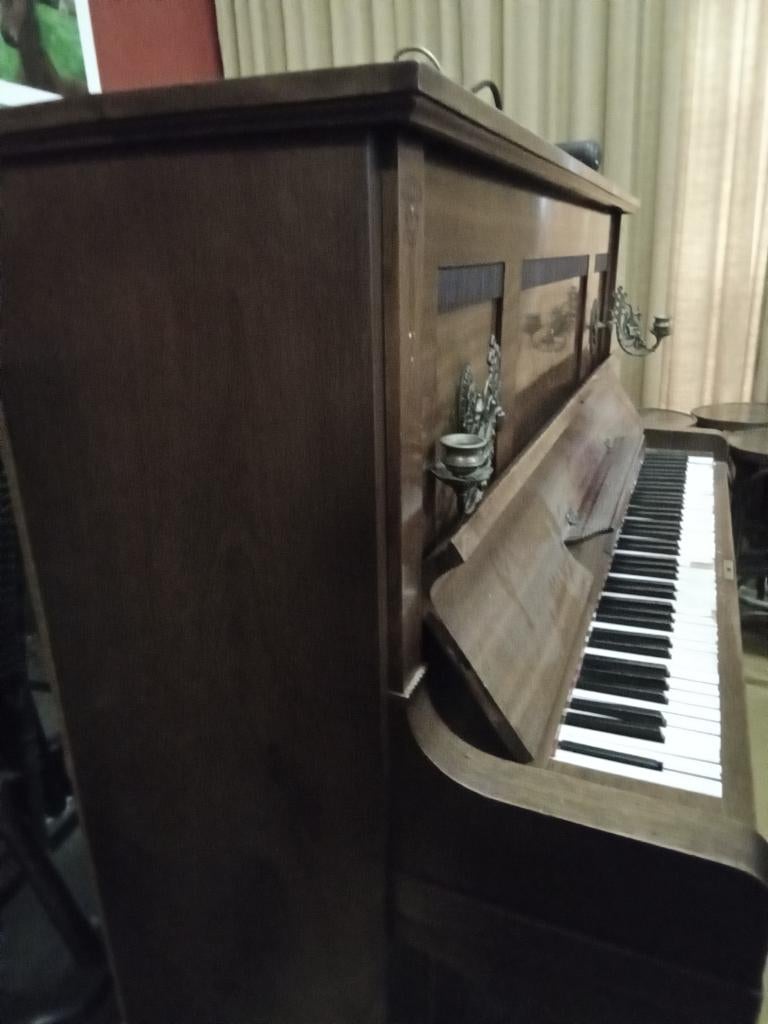 Piano, Muziek en Instrumenten, Piano's, Ophalen, Gebruikt, Bruin, Digitaal