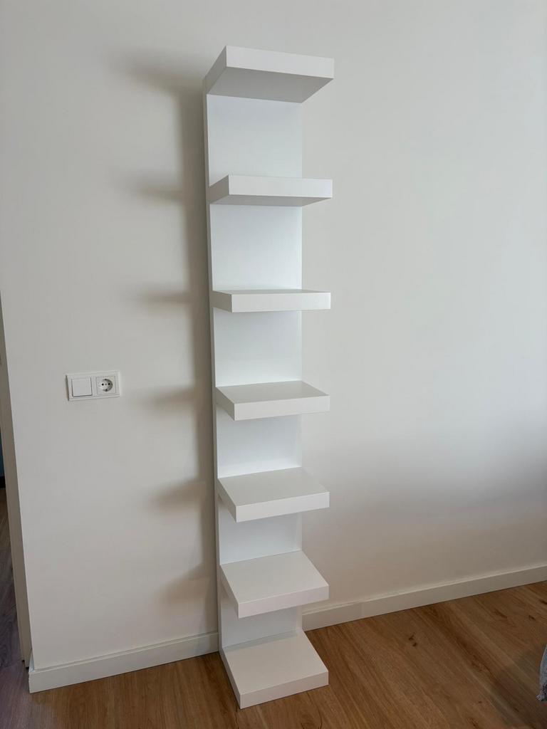Ikea Lack wandrek wit als  nieuw, Huis en Inrichting, Ophalen of Verzenden, Zo goed als nieuw, Hout, Cd's