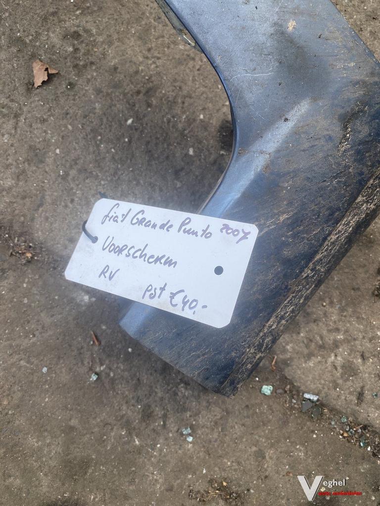 Fiat grande Punto 2007 voorscherm rechts, Ophalen, Gebruikt, -, -