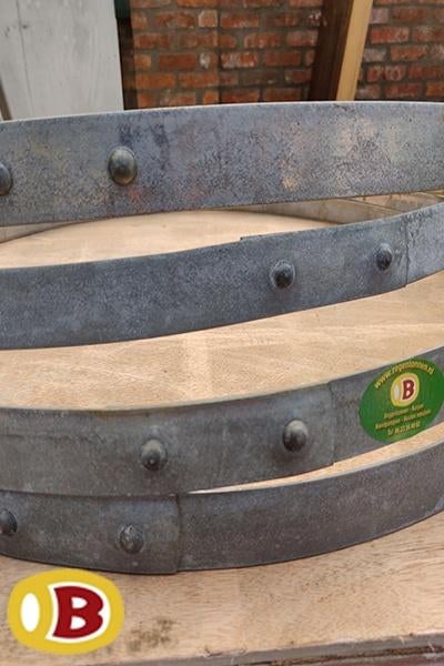 wijnvat ringen, Tuin en Terras, Regentonnen, 150 liter of meer, Verzenden, Zo goed als nieuw, Metaal