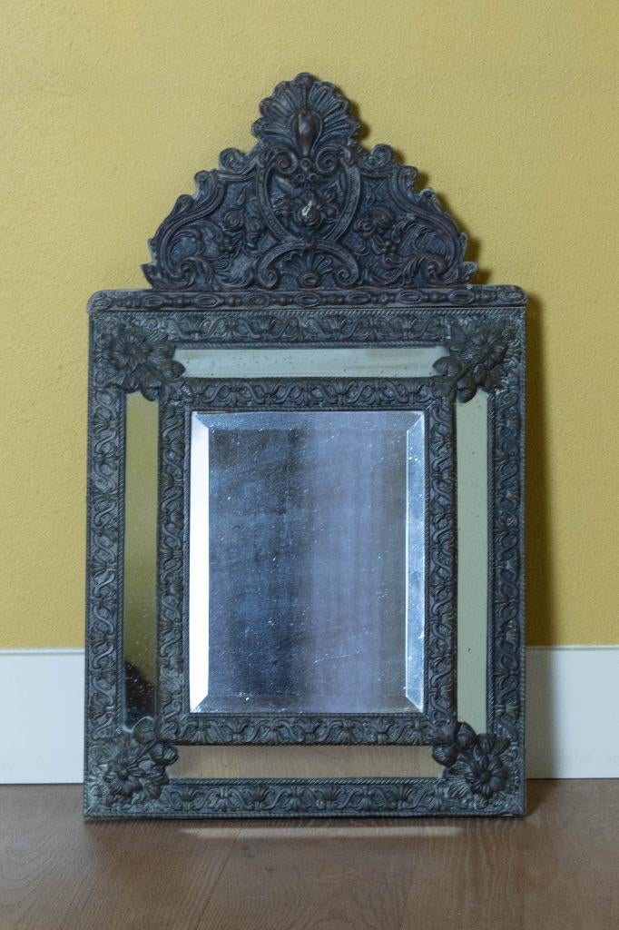 (nr.96) Wandspiegel met oosters houtsnijwerk, Antiek en Kunst, Ophalen, Overige vormen, Minder dan 50 cm, Minder dan 100 cm