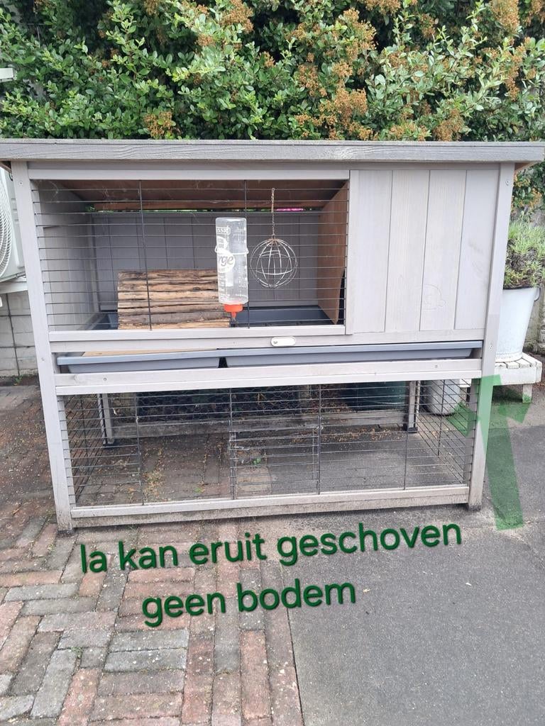 Konijnenhok in goed staat, Dieren en Toebehoren, Knaagdieren en Konijnen | Hokken en Kooien, Ophalen, 110 cm of meer, Zo goed als nieuw