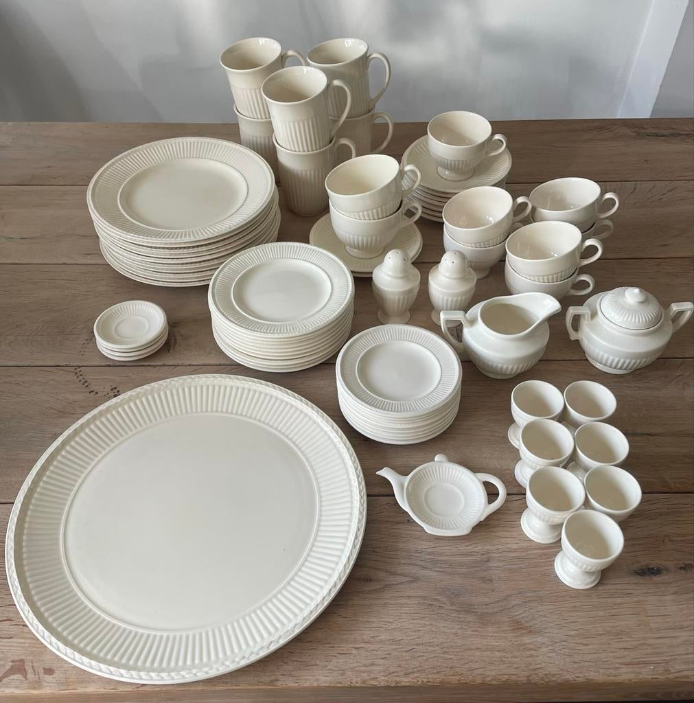 Wedgwood Queens Ware Edme Servies - Uitgebreide Set, Huis en Inrichting, Keuken | Servies, Ophalen, Zo goed als nieuw, Wedgwood