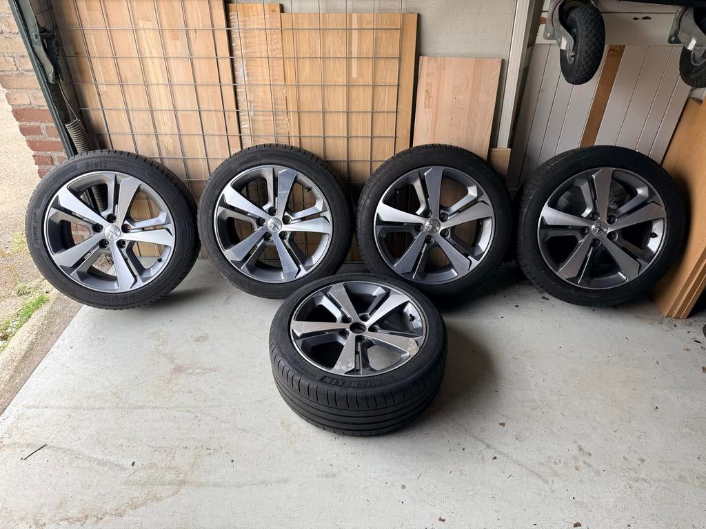 Velgen 17 inch Peugeot Rubis, Goodyear, Kleber, Michelin, Ophalen, Gebruikt, Banden en Velgen, 17 inch