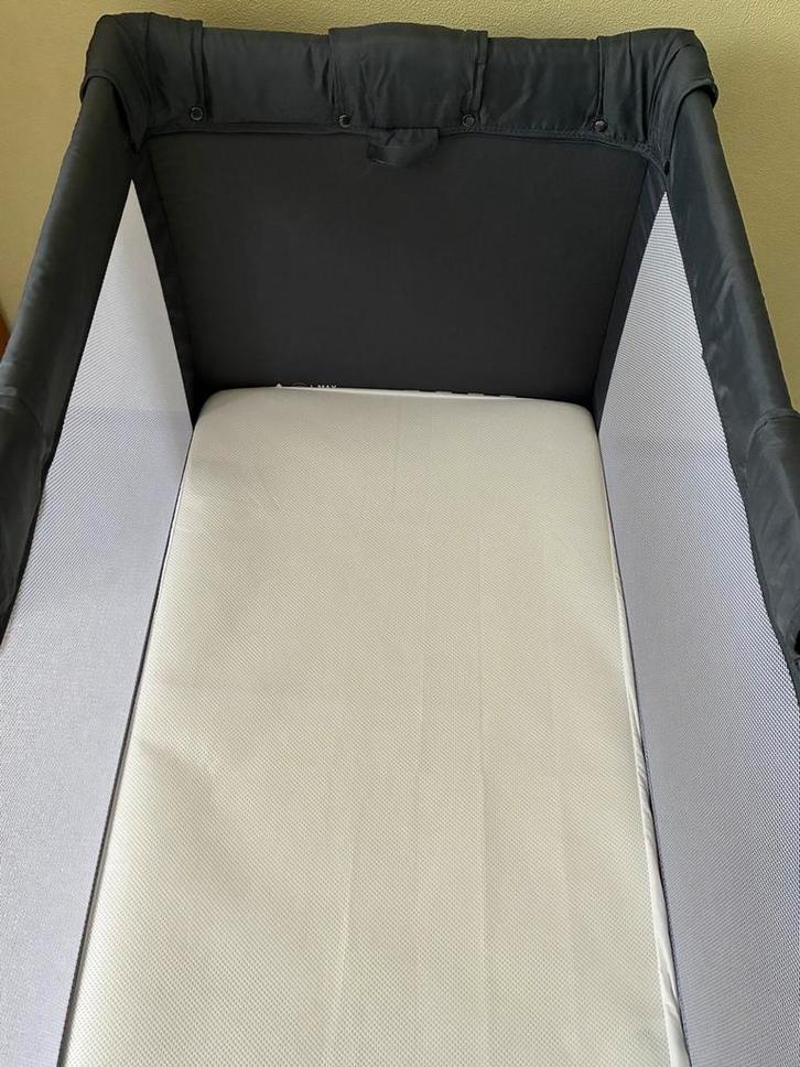 Koelstra Travelsleeper T5 met Bassinet grijs, Kinderen en Baby's, Babywiegjes en Ledikanten, Zo goed als nieuw, Reisbedje, Ophalen