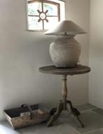 Landelijke wijntafel *bijzettafeltje ,rond,oud*Huisje Sfeer, Rond, Nieuw, Ophalen of Verzenden, Landelijk