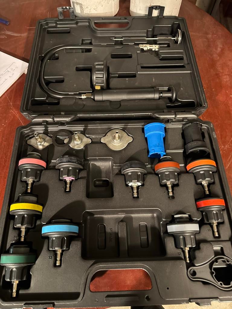 Radiator Druk Tester Set - Koelsysteem Diagnose, Auto-onderdelen, Ophalen, Gebruikt, Universele onderdelen