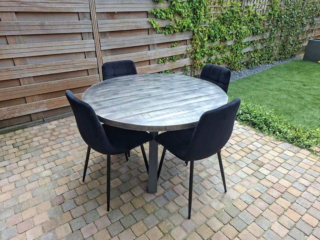 Ronde tafel met 4 stoelen  ( evt ook los van elkaar te koop), Ophalen, Rond, Zo goed als nieuw, Vier personen