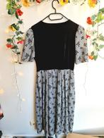 Unieke vintage lange trachten gothic bloemenjurk, Maat 38/40 (M), Zwart, Ophalen of Verzenden, Zo goed als nieuw