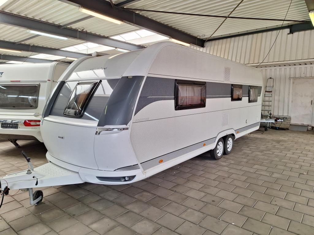 Hobby Prestige 650 UFF AIRCO EN CASSETTE LUIFEL, Caravans en Kamperen, Caravans, Rondzit, Hobby, Bedrijf, Tot en met 4