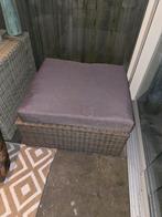 Hocker donkerbruin met dik kussen, Ophalen of Verzenden, Wicker, Hocker