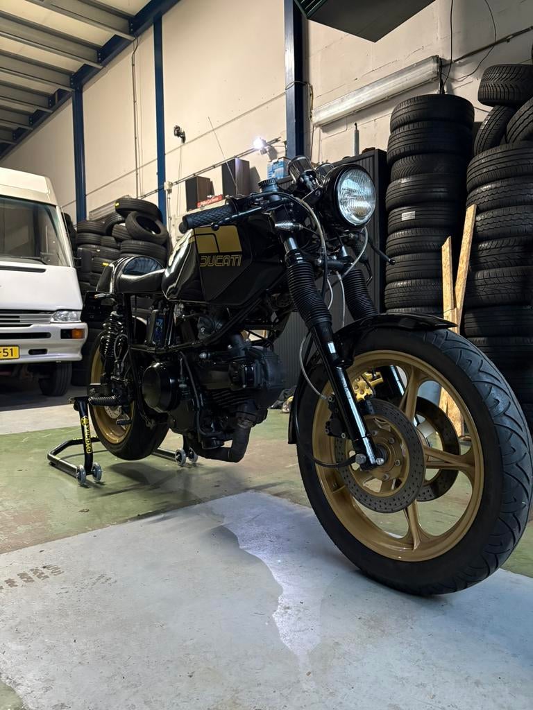 Cagiva/ducati 600cc, Ophalen, Zo goed als nieuw