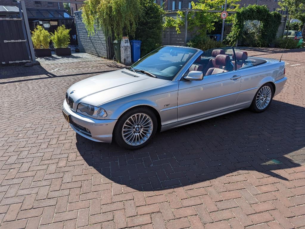 BMW 330 CI cabrio / BTW / youngtimer / zeer goede staat, Automaat, 1595 kg, Cabriolet, 4 stoelen