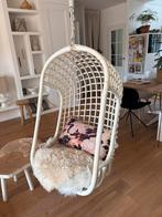 Sfeervolle witte rotan hangstoel(Egg Chair), Ophalen of Verzenden, Gebruikt, Eenpersoons, Binnen