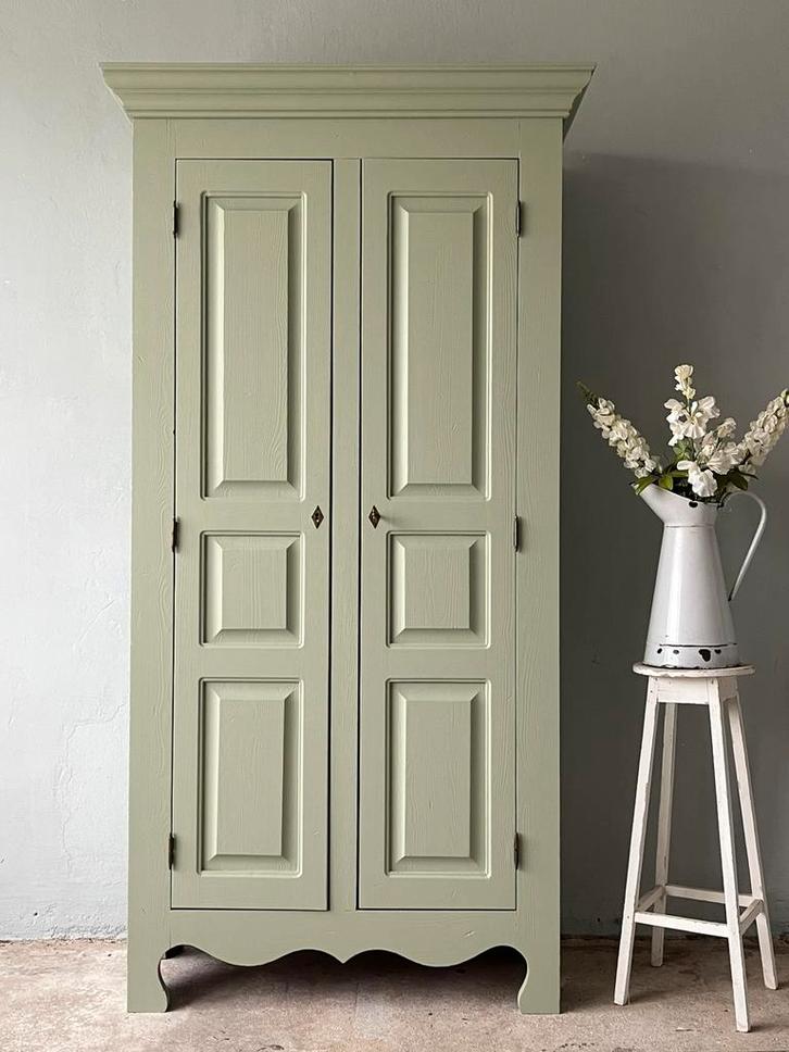 Grenen buffetkast paneeldeuren kledingkast voorraadkast, Huis en Inrichting, Kasten | Buffetkasten, Gebruikt, 150 tot 200 cm, 100 tot 150 cm