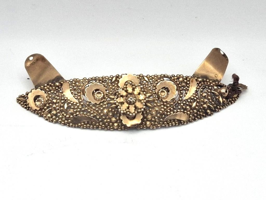 Antieke 14 kt gouden klederdracht voorhoofdsplaat, Ophalen of Verzenden, Goud, Hanger