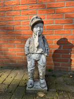 Betonnen tuinbeeld – jongen, Ophalen, Gebruikt, Steen, Mensenbeeld