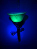 Wandlampje met kapje van uraniumglas, Huis en Inrichting, Lampen | Wandlampen, Ophalen of Verzenden, Gebruikt, Glas, Vintage, Art Deco, Uraniumglas
