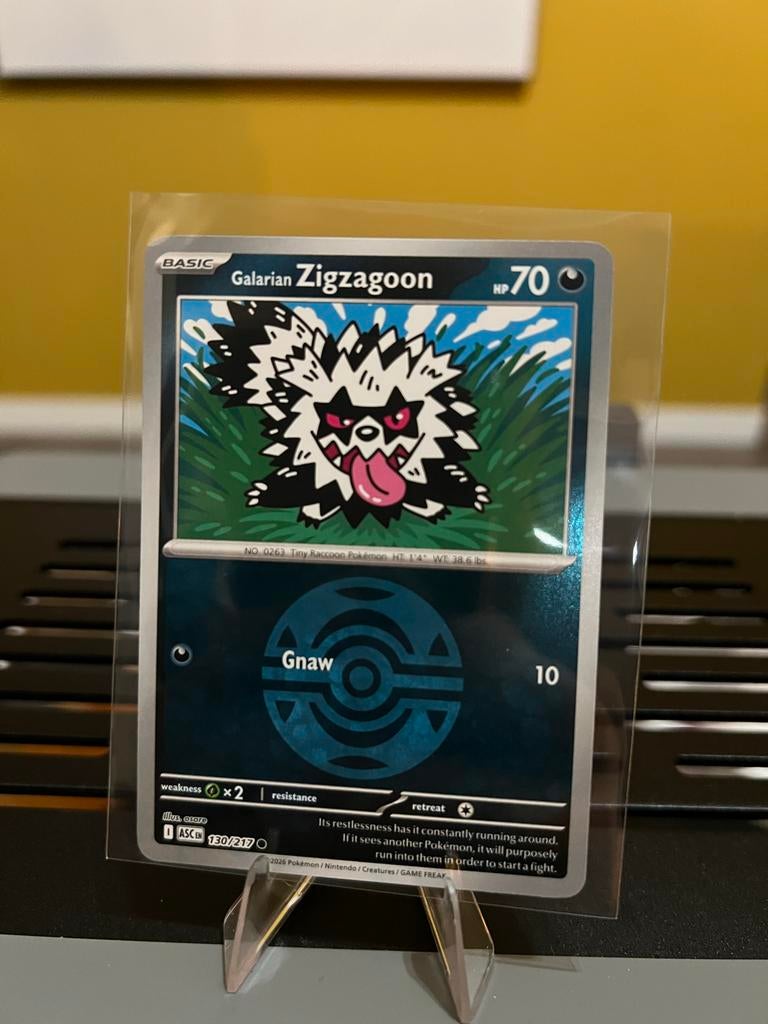Pokémon Kaart: Galarian Zigzagoon (130/217) - Ball, Ophalen of Verzenden, Zo goed als nieuw, Losse kaart