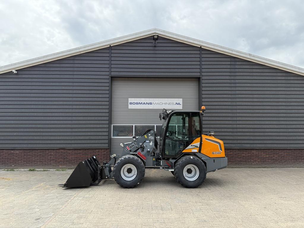 Giant G3500 shovel NIEUW met cabine, Tobroco, Info@tobroco.nl, Sprendlingenstraat 57
5061 KM  Oisterwijk, NL, Wiellader of Shovel