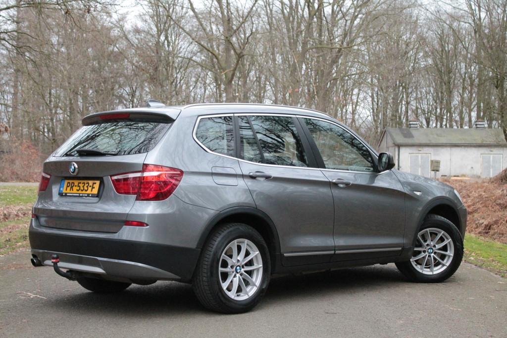 BMW X3 xDrive20i Executive | Camera | Verw. stoelen | Trekha, 12 maanden, Gebruikt, 4 cilinders, Leder en Stof