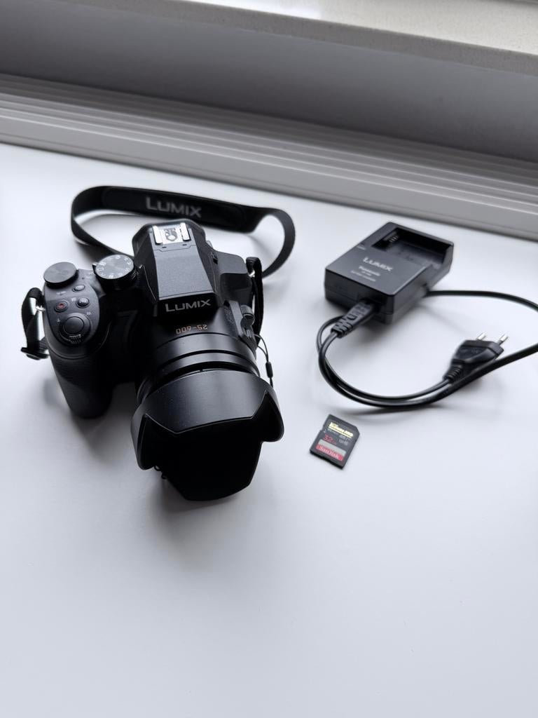 Panasonic Lumix DMC-FZ300 + 32GB SD-kaart, Ophalen, Compact, Zo goed als nieuw, Overige Merken