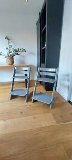 Grijze Stokke Tripp Trapp stoel (2x), Ophalen of Verzenden, Gebruikt, Meegroeistoel