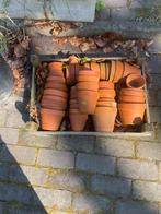 Terra cotta potjes, Rond, Ophalen of Verzenden, Zo goed als nieuw, Minder dan 40 cm